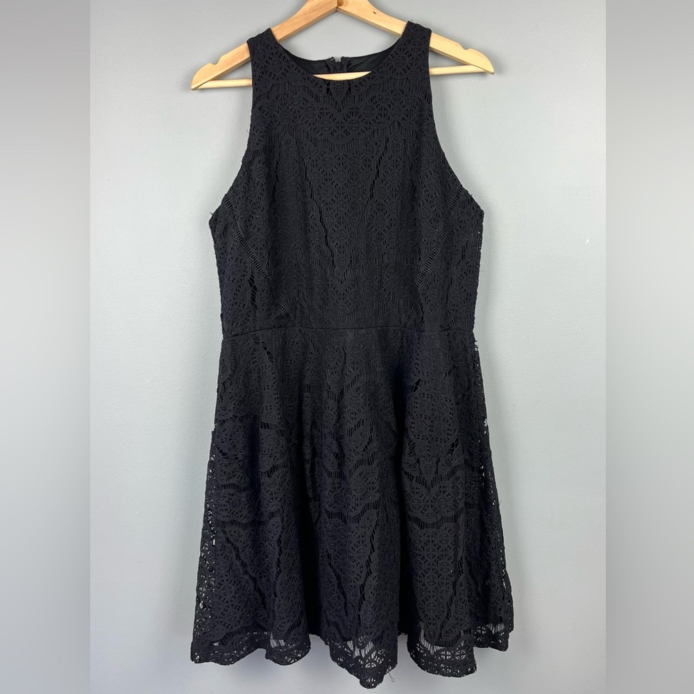 Massimo XL Elegant Black Lace Dress